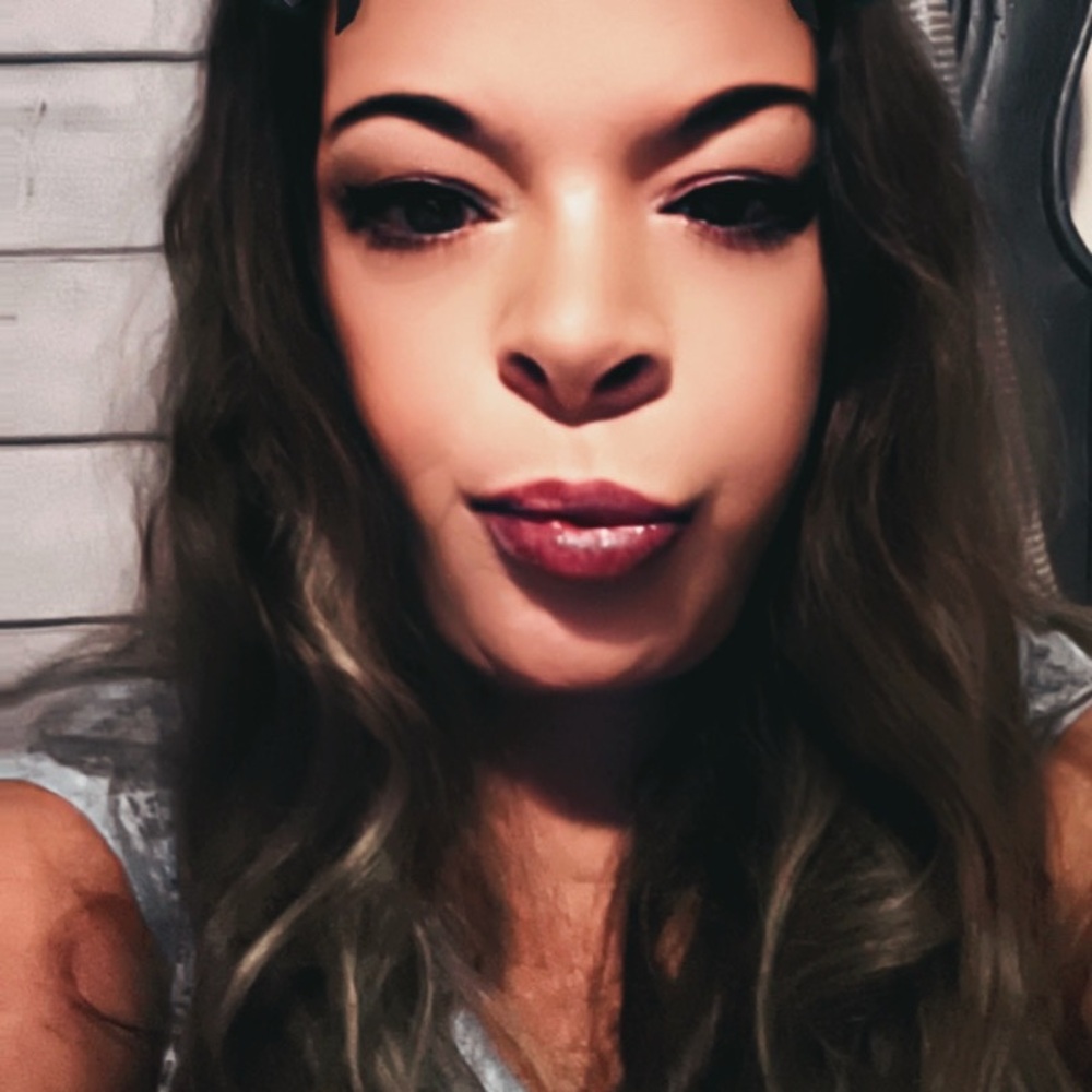 Meet your Posher, Tarra